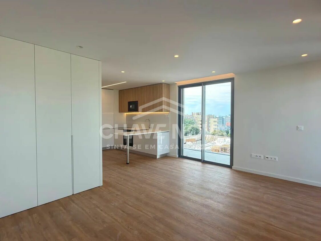 Apartamento T0 Mafamude Vila Nova de Gaia Porto GN/02366