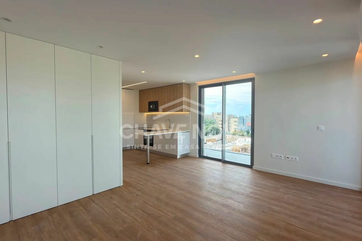 Apartamento T0 Mafamude Vila Nova de Gaia Porto GN/02366