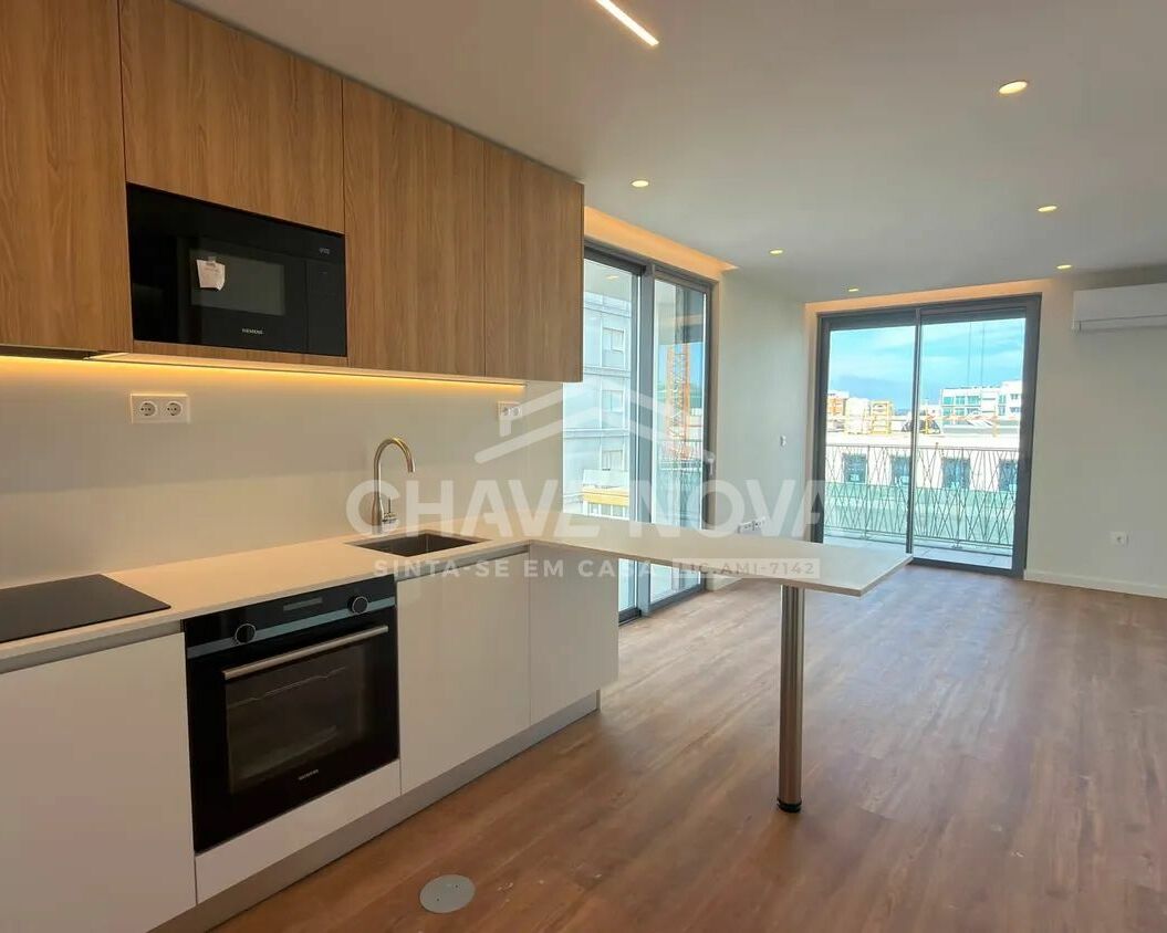 Apartamento T0 Mafamude Vila Nova de Gaia Porto GN/02366