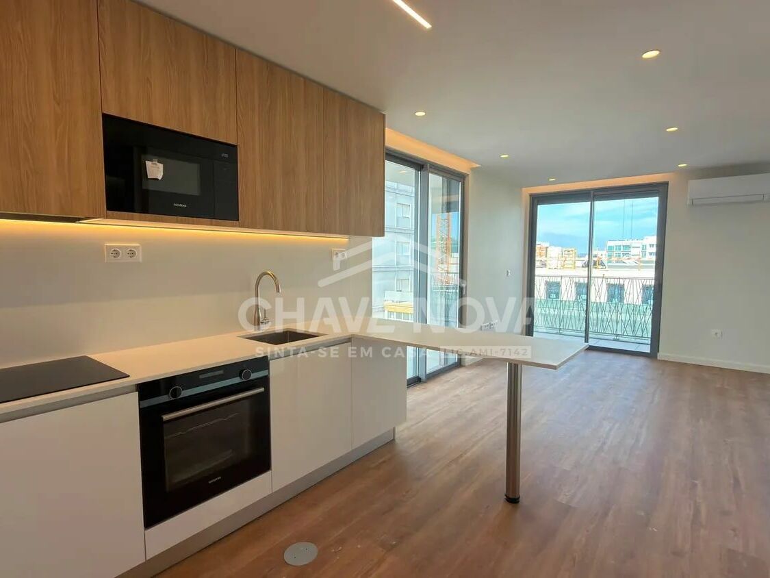Apartamento T0 Mafamude Vila Nova de Gaia Porto GN/02366