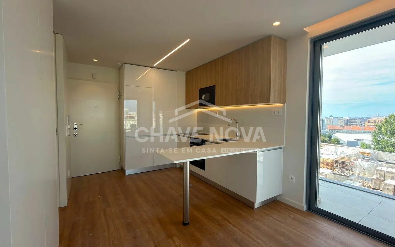 Apartamento T0 Mafamude Vila Nova de Gaia Porto GN/02366