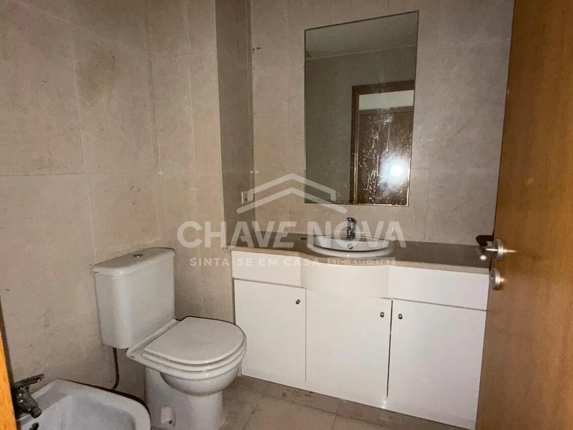 Apartamento T1 Santa Marinha casa de banho
