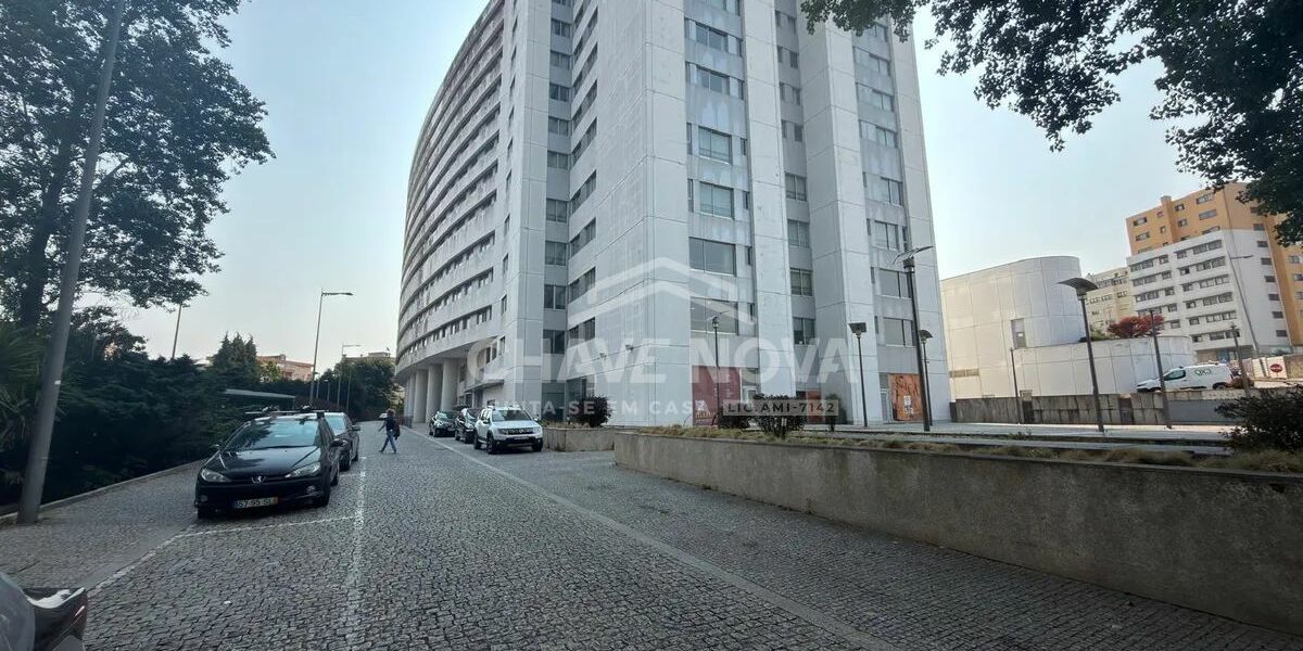 Apartamento T1 Santa Marinha
