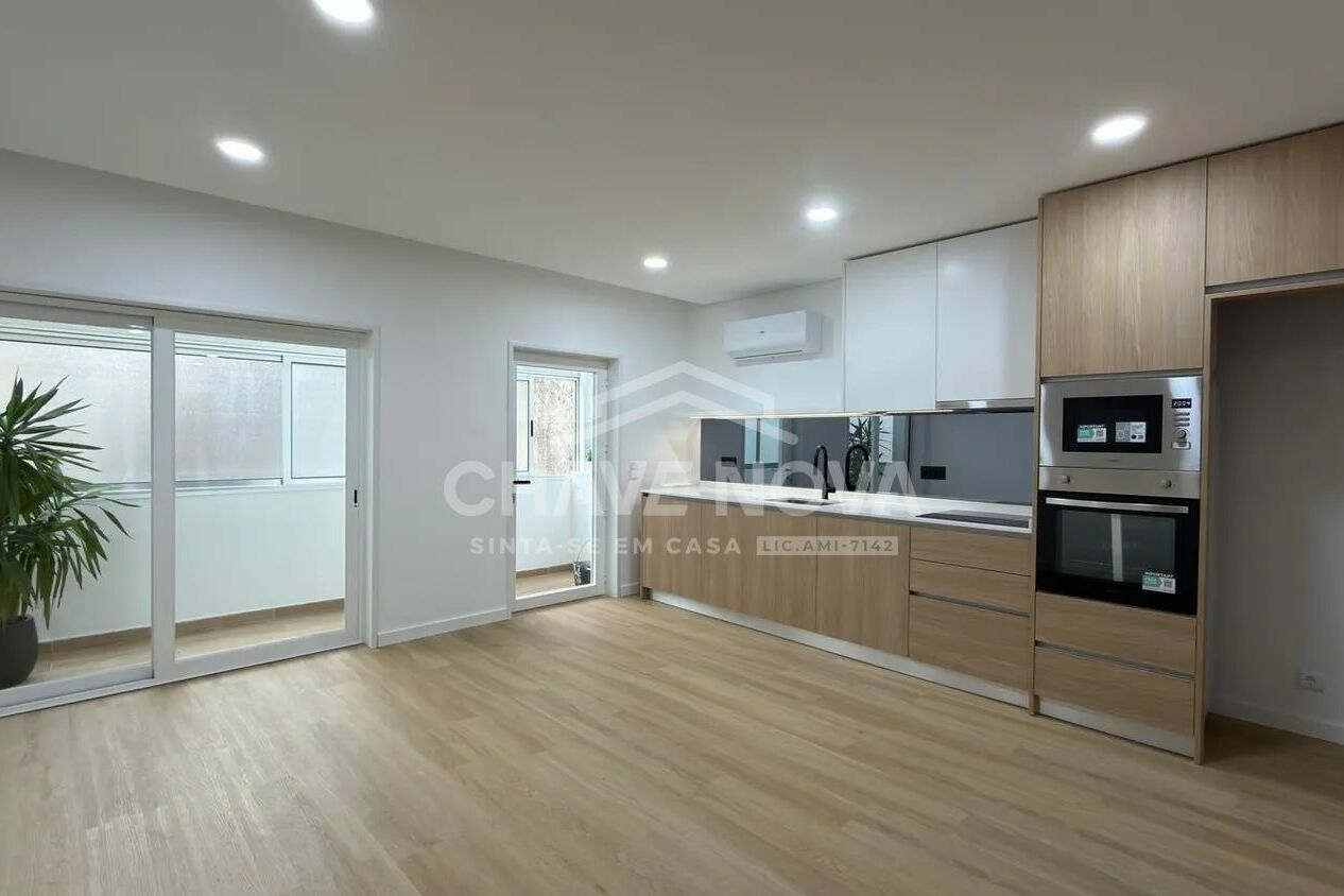 Apartamento T1 Santa Marinha Vila Nova de Gaia Porto GN/02414