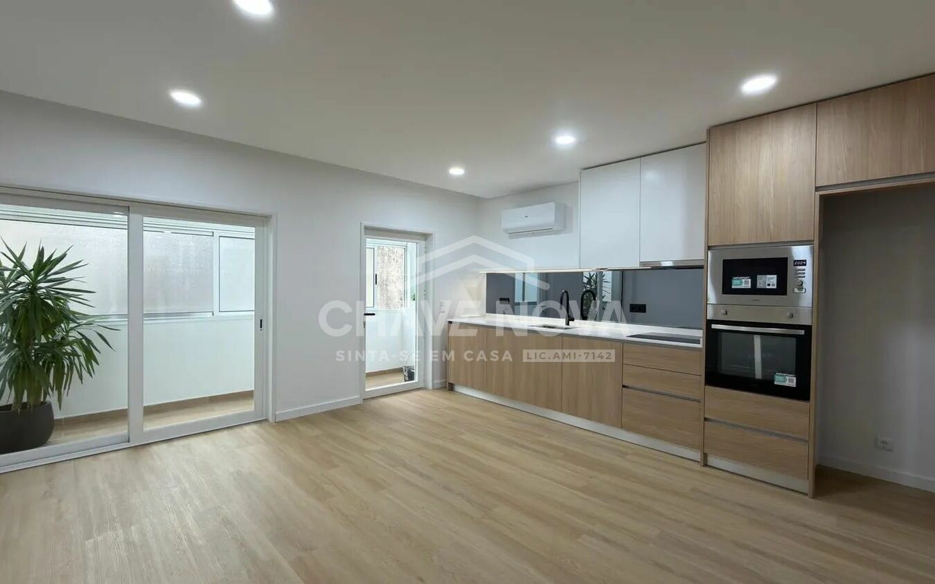 Apartamento T1 Santa Marinha Vila Nova de Gaia Porto GN/02414