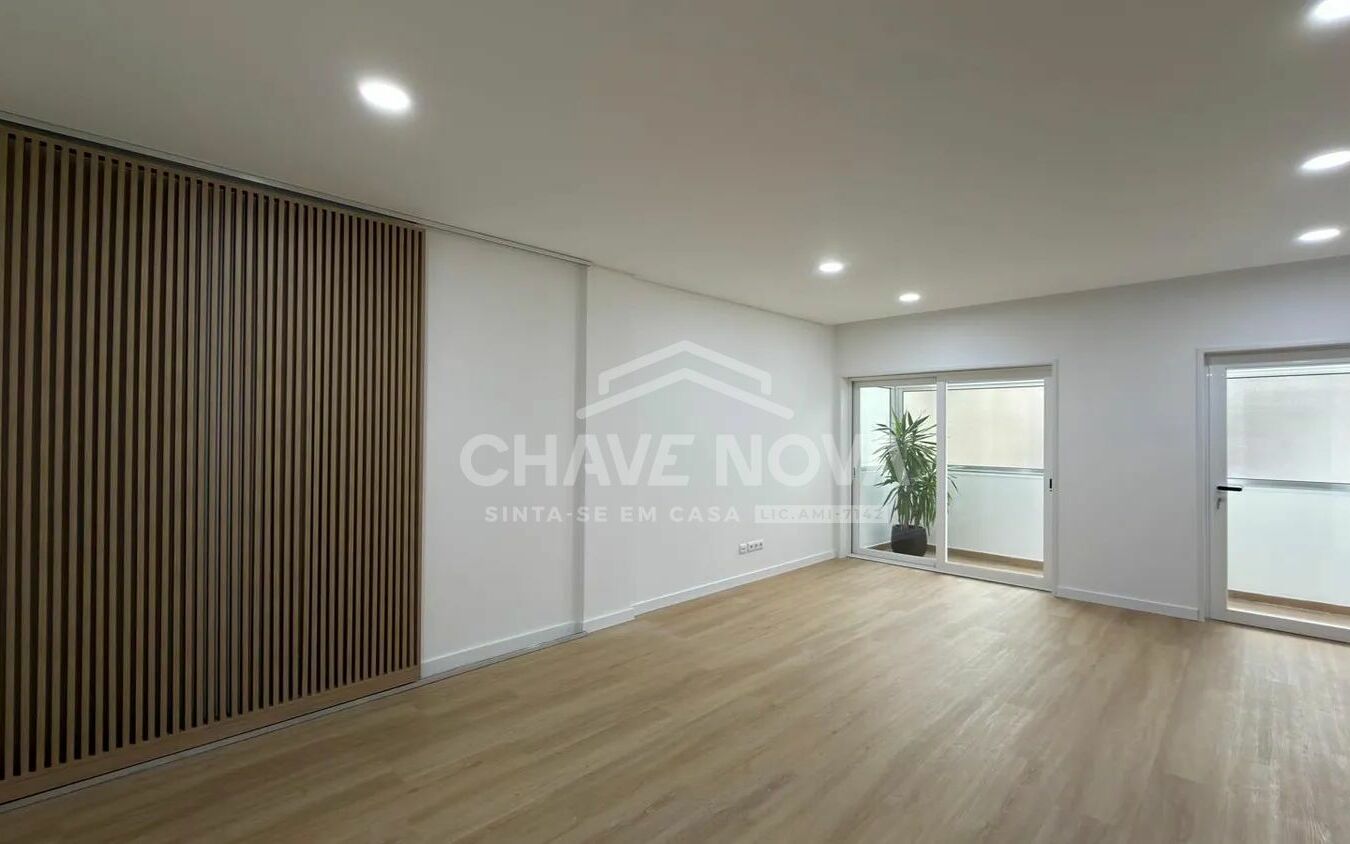 Apartamento T1 Santa Marinha Vila Nova de Gaia Porto GN/02414