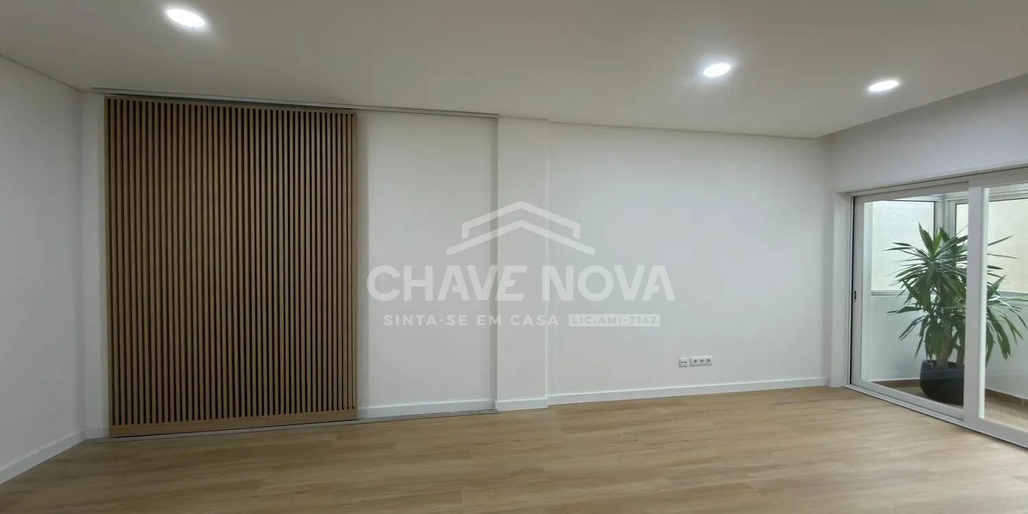 Apartamento T1 Santa Marinha Vila Nova de Gaia Porto GN/02414