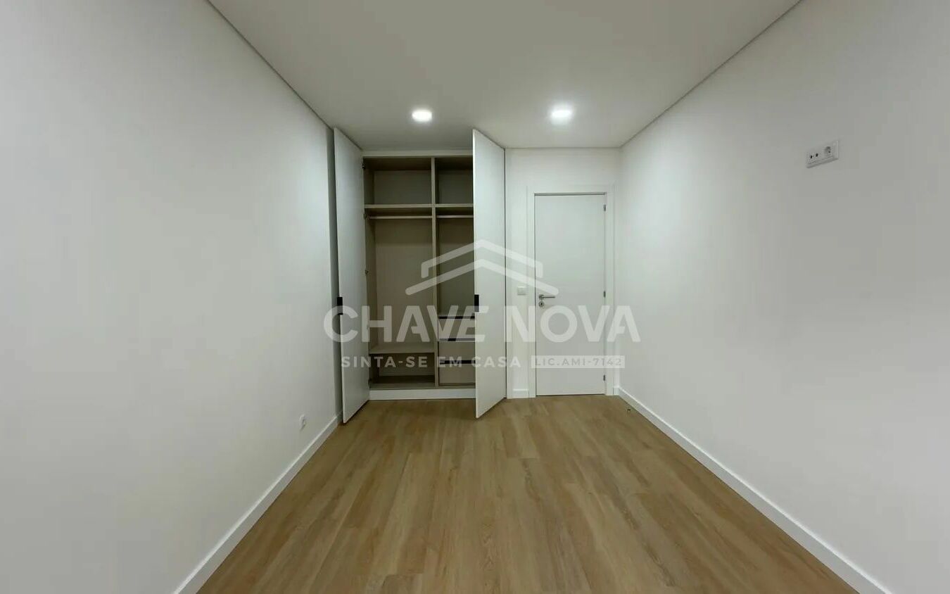 Apartamento T1 Santa Marinha Vila Nova de Gaia Porto GN/02414
