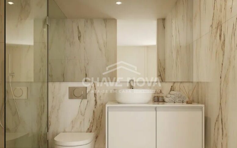 Apartamento T2 Mafamude Vila Nova de Gaia Porto GN/02406