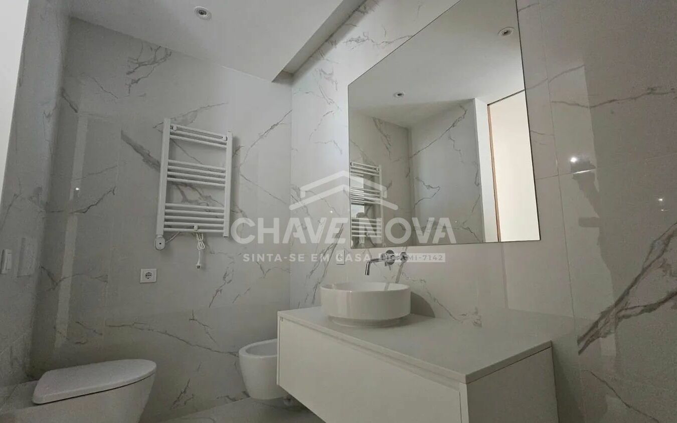 Apartamento T2 Matosinhos Casa de Banho