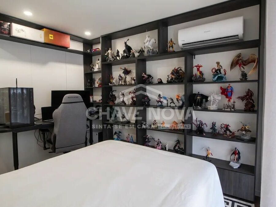 Apartamento T2 Santa Marinha Quarto