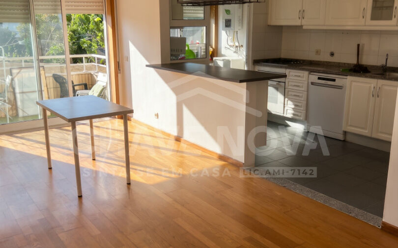 Apartamento T2 Vilar do Paraíso Vila Nova de Gaia Porto GN/02478