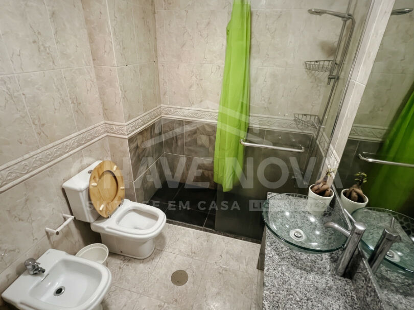 Apartamento T2 Vilar do Paraíso Vila Nova de Gaia Porto GN/02478