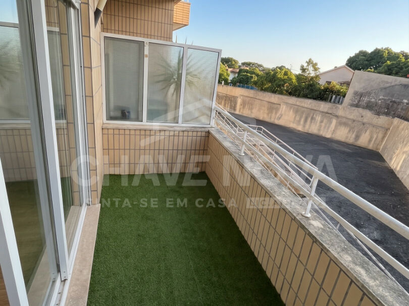 Apartamento T2 Vilar do Paraíso Vila Nova de Gaia Porto GN/02478
