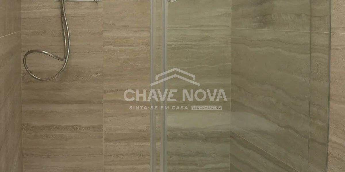 Apartamento T3 Dúplex São Félix da Marinha Casa de Banho