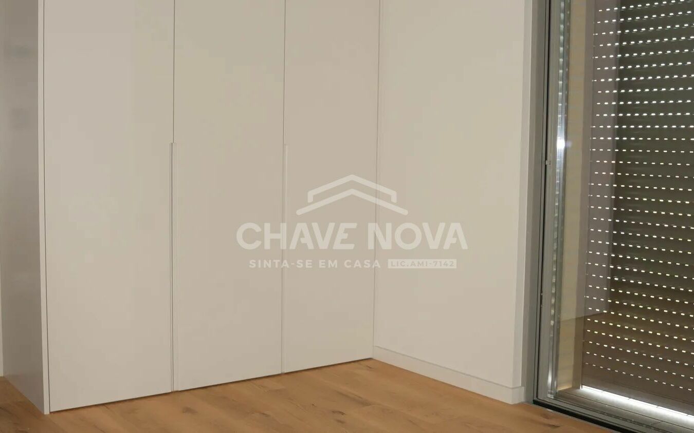 Apartamento T3 Dúplex São Félix da Marinha Quarta