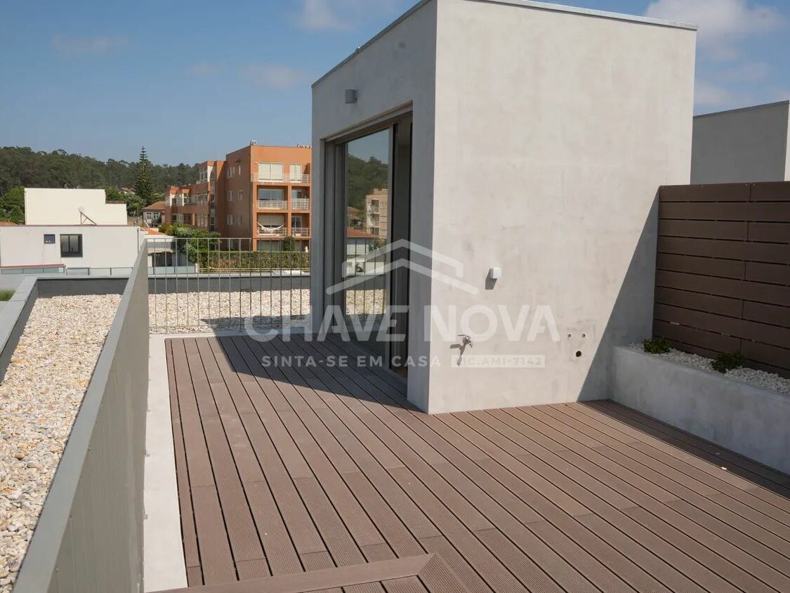Apartamento T3 Dúplex São Félix da Marinha Terraço
