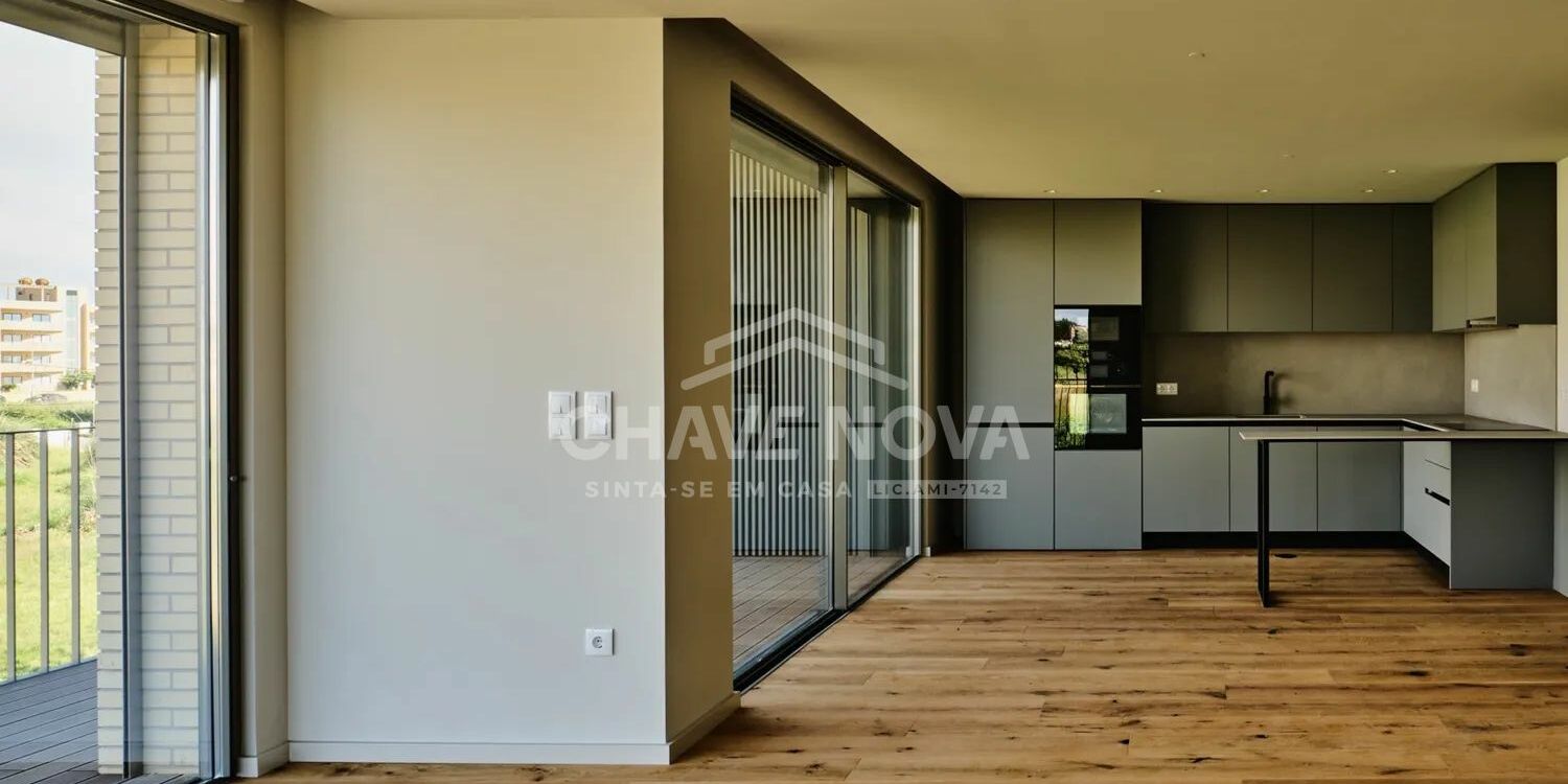 Apartamento T3 Dúplex São Félix da Marinha Cozinha