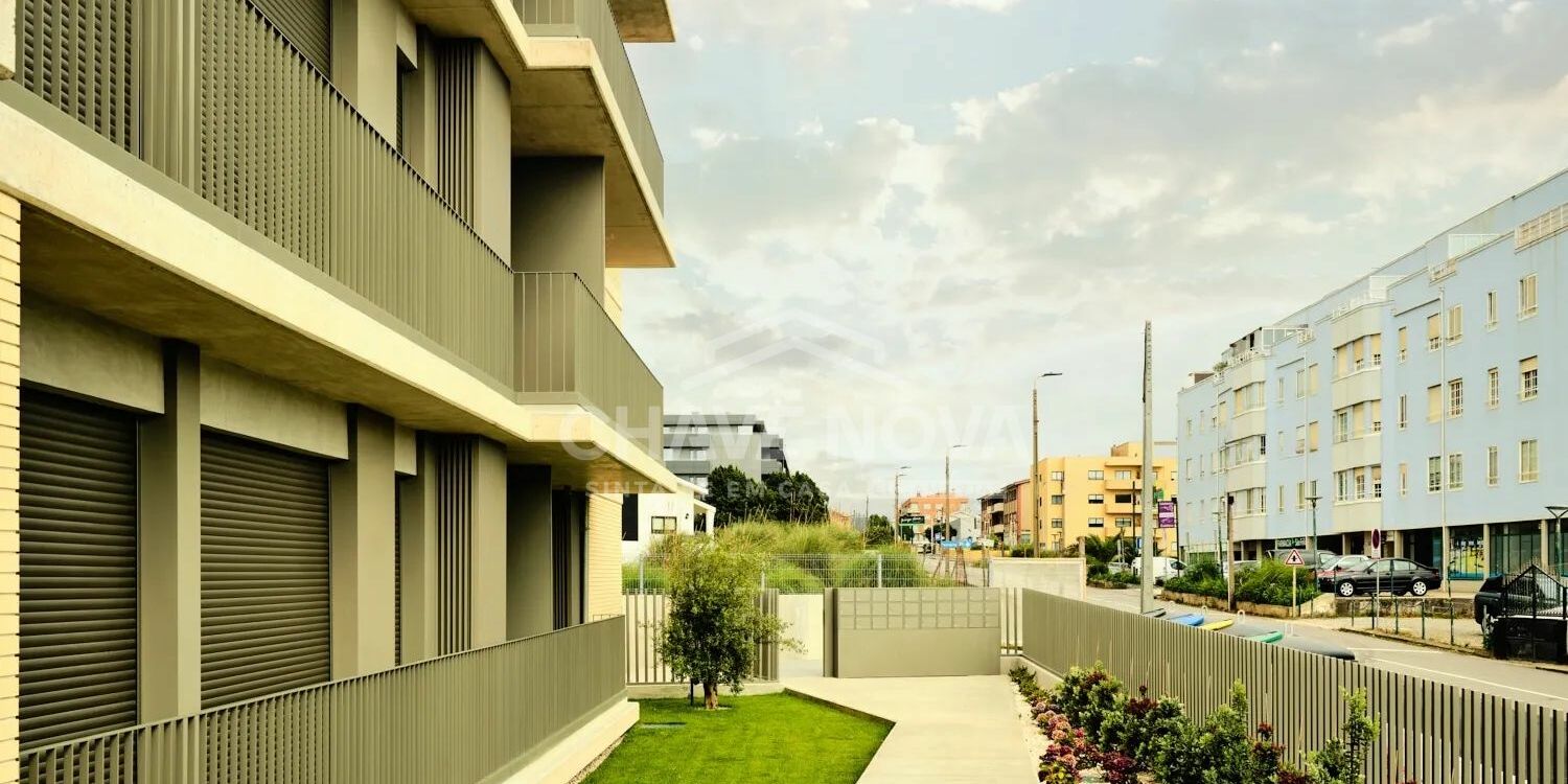 Apartamento T3 Dúplex São Félix da Marinha Exterior