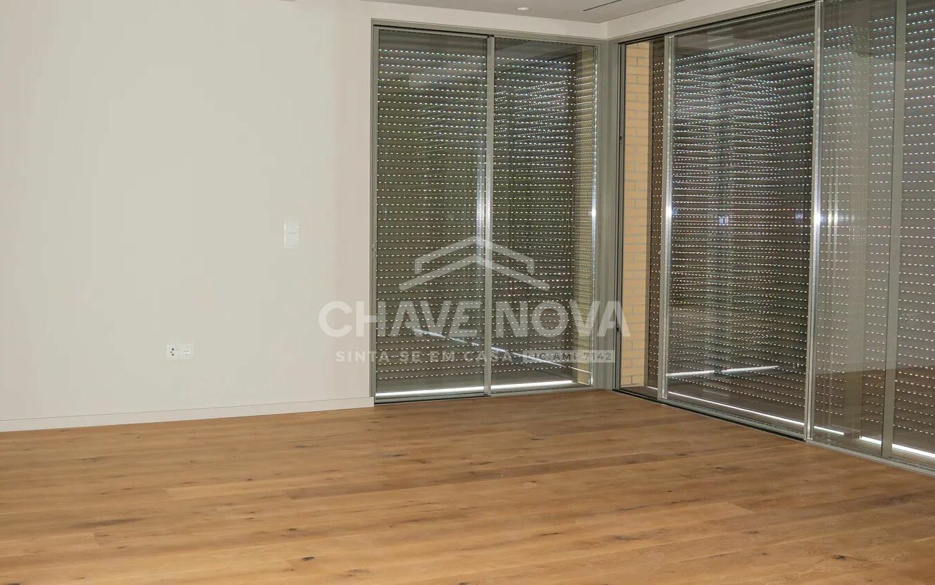 Apartamento T3 Dúplex São Félix da Marinha Quarta