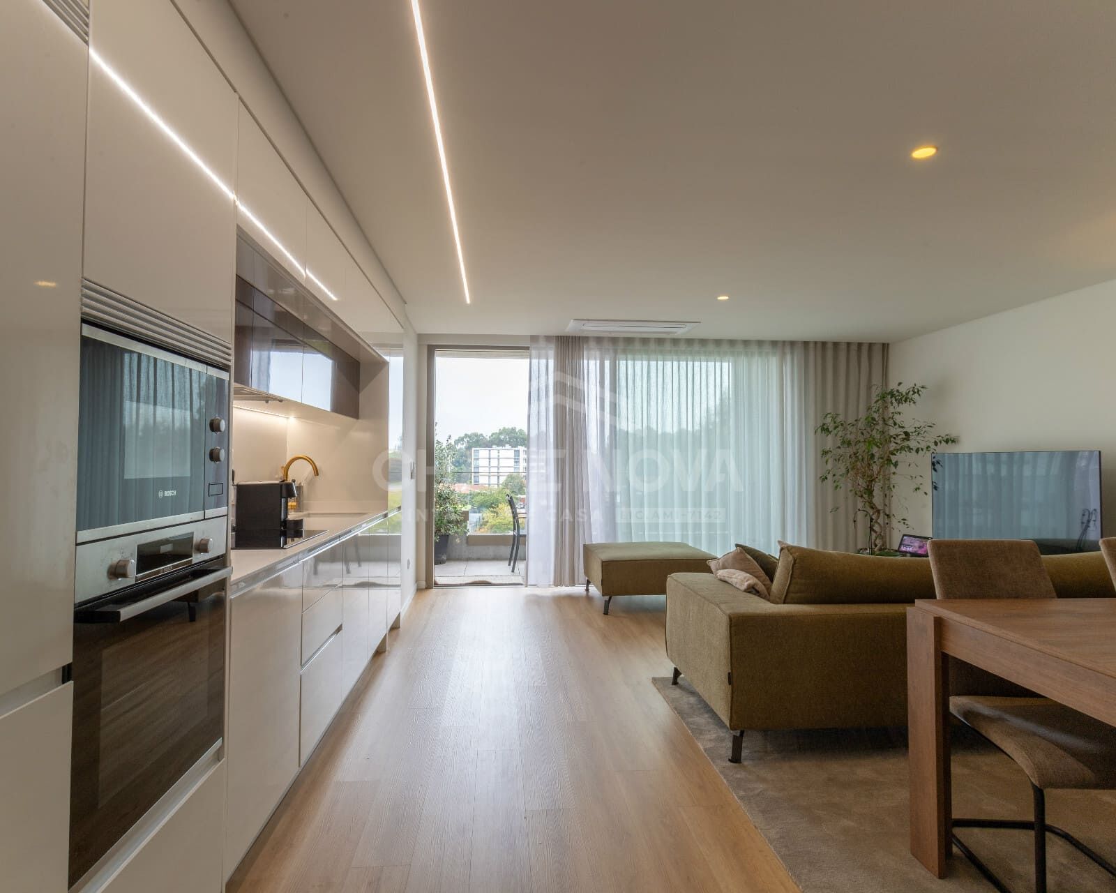 Apartamento T3 Mafamude Vila Nova de Gaia Porto GN/02481
