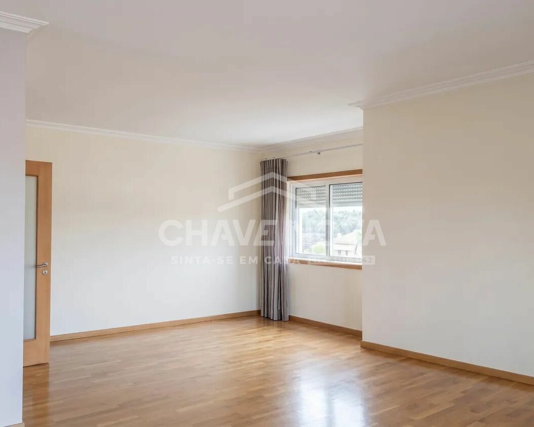 Apartamento T3 Valadares Vila Nova de Gaia Porto GN/02447