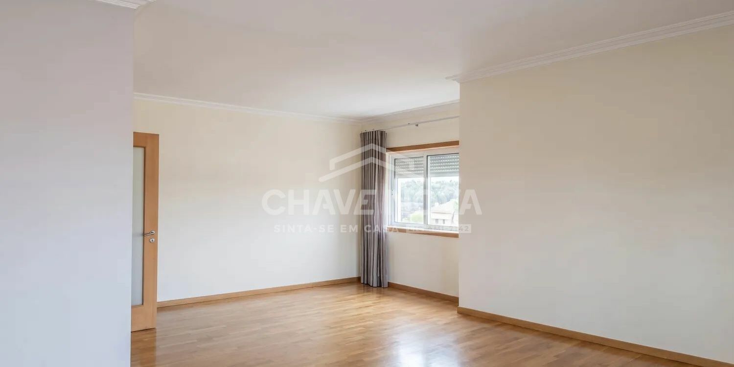 Apartamento T3 Valadares Vila Nova de Gaia Porto GN/02447