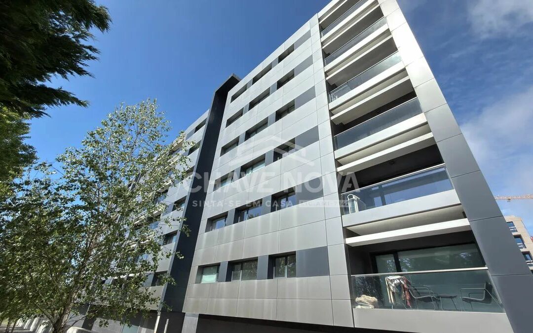 Apartamento T4 Santa Marinha Vila Nova de Gaia Porto GN/02383