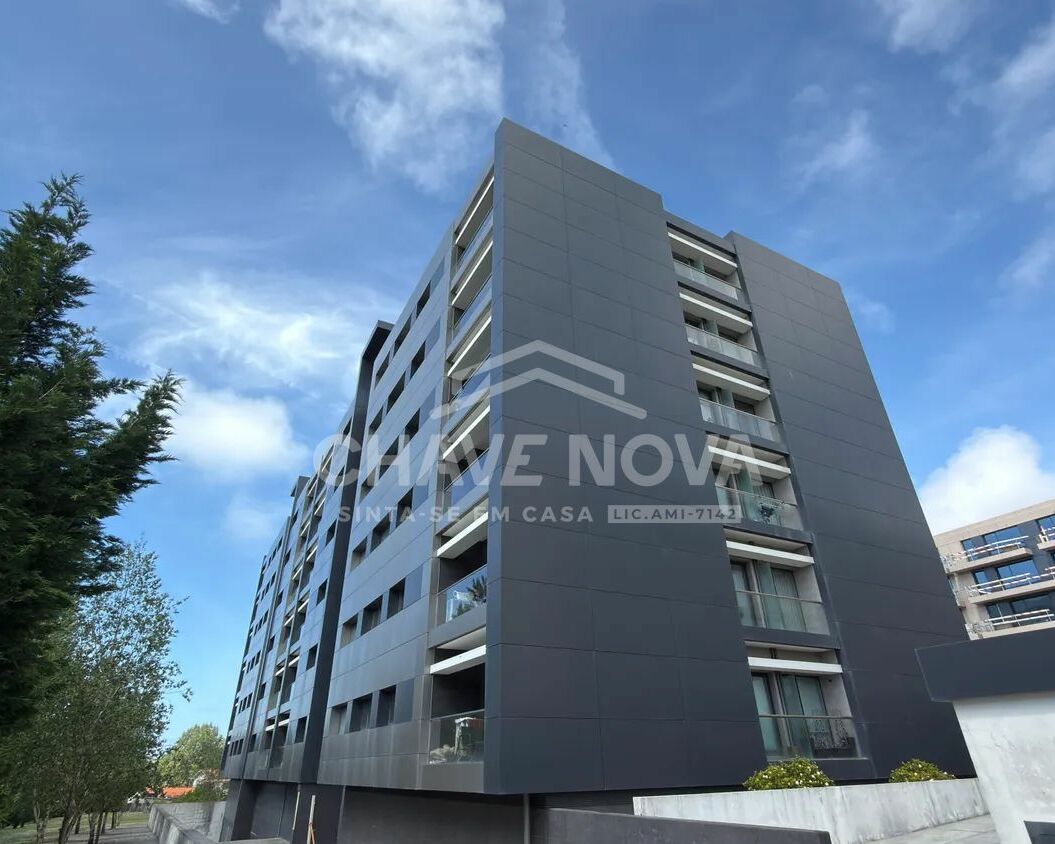 Apartamento T4 Santa Marinha Vila Nova de Gaia Porto GN/02383