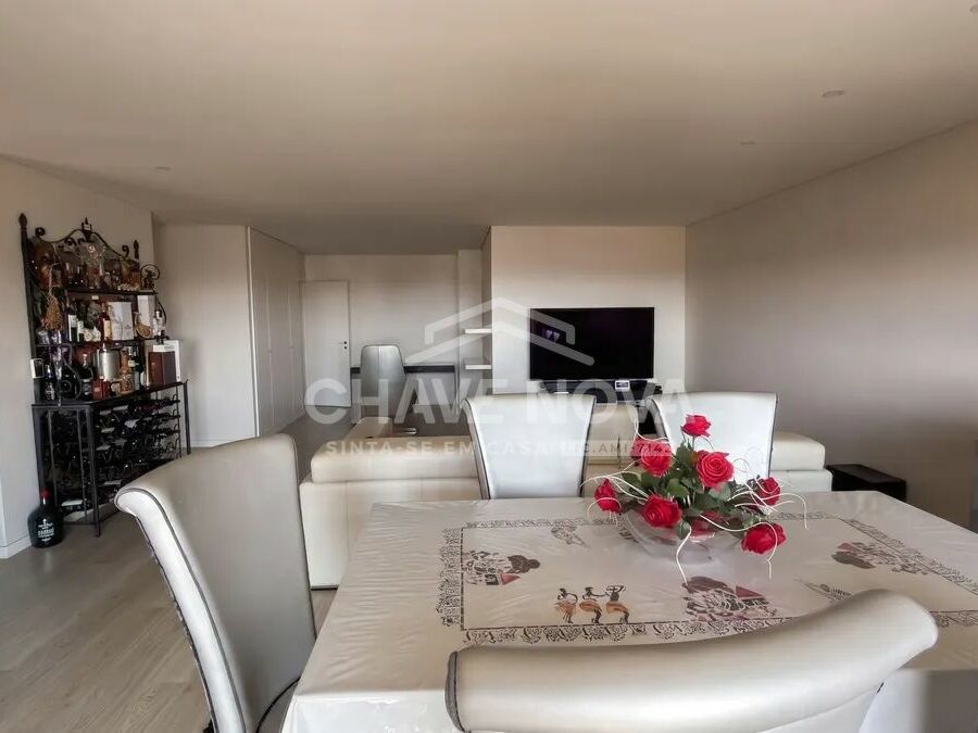 Apartamento T4 Santa Marinha Vila Nova de Gaia Porto GN/02383