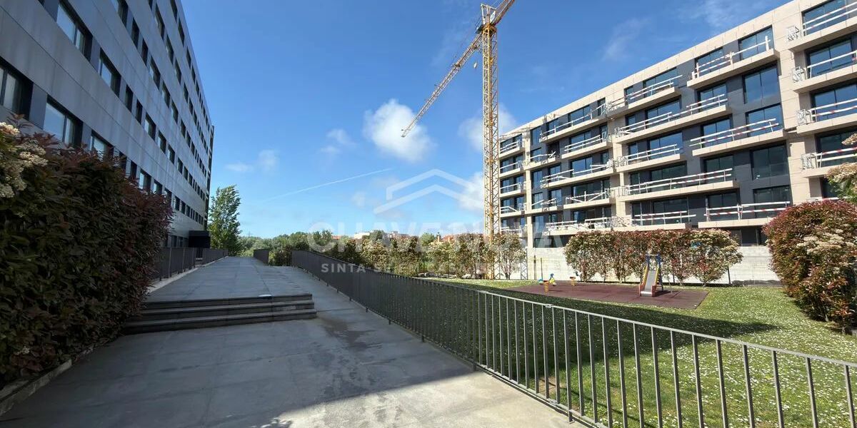 Apartamento T4 Santa Marinha Vila Nova de Gaia Porto GN/02383