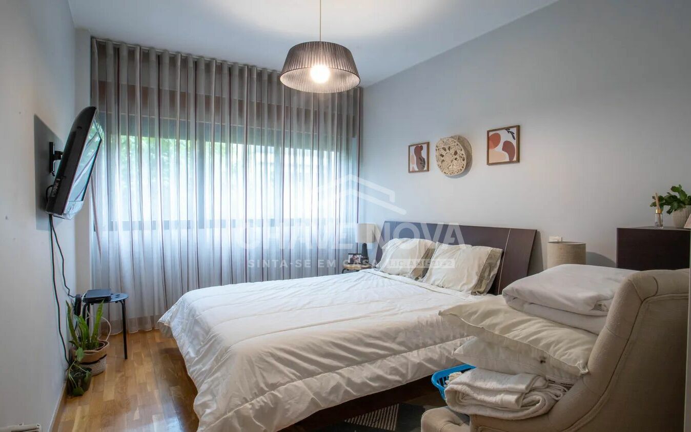 Apartamento T4 Santa Marinha Vila Nova de Gaia Porto GN/02444