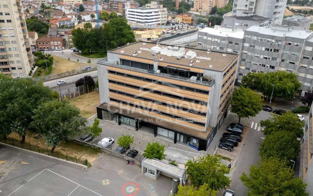 Apartamento T4 Santa Marinha Vila Nova de Gaia Porto GN/02444