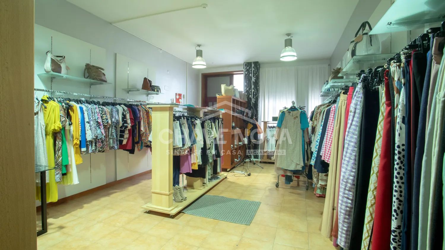 Loja Comercial Santa Marinha Candal Vila Nova de Gaia Porto GN/02428