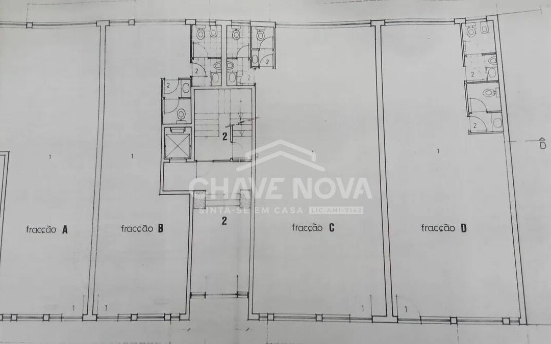 Lojas Comerciais Santa Marinha Vila Nova de Gaia Porto GN/02432