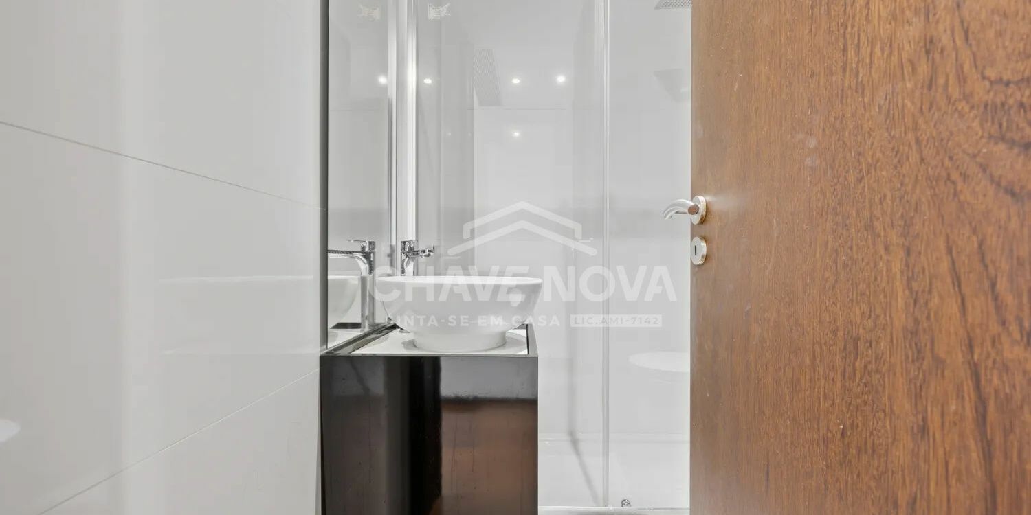 Moradia T3 Canidelo casa de banho