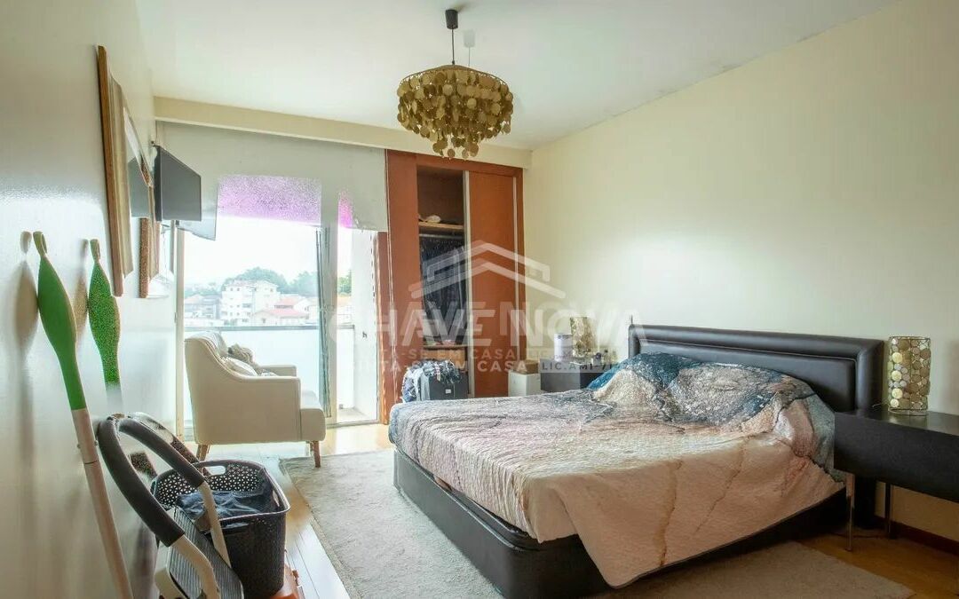 Moradia T4 Oliveira do Douro Vila Nova de Gaia Porto GN/02427