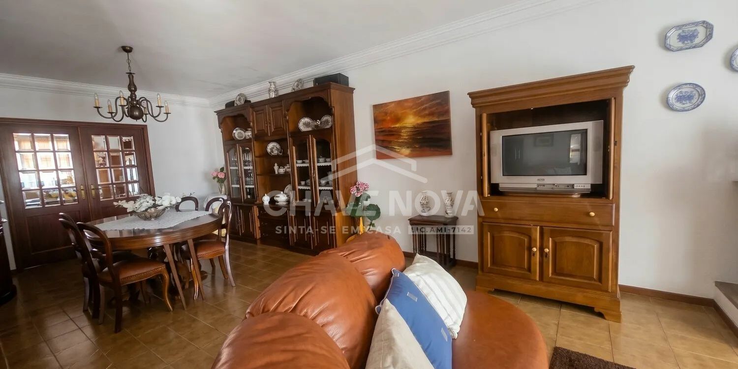 Moradia T5 Mafamude Vila Nova de Gaia Porto GN/02412