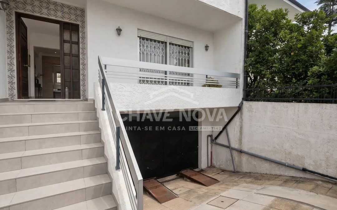Moradia T5 Mafamude Vila Nova de Gaia Porto GN/02412