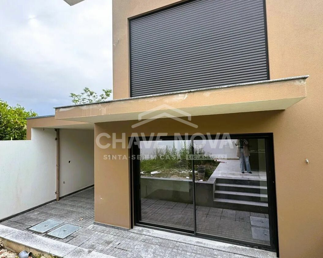 Moradia V3 Valadares Vila Nova de Gaia Porto GN/02380