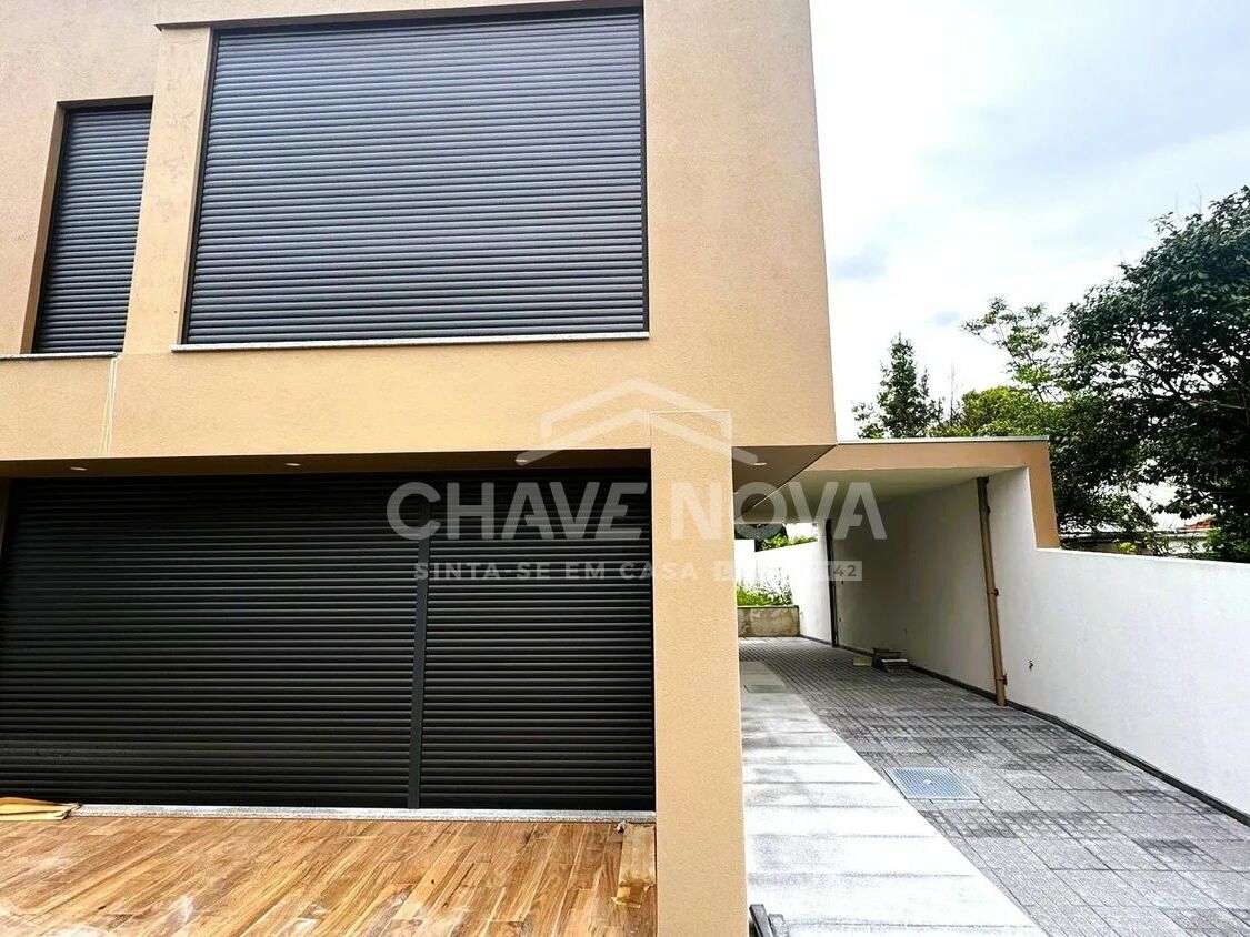 Moradia V3 Valadares Vila Nova de Gaia Porto GN/02380