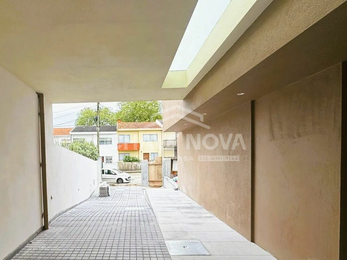 Moradia V3 Valadares Vila Nova de Gaia Porto GN/02380