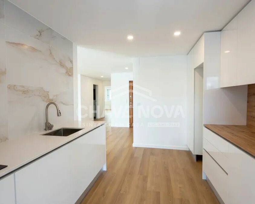Apartamento T2 Cedofeita Porto GN/02502