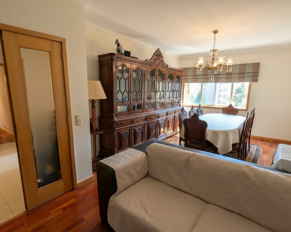 Apartamento T2 Mafamude Vila Nova de Gaia Porto GN/02507