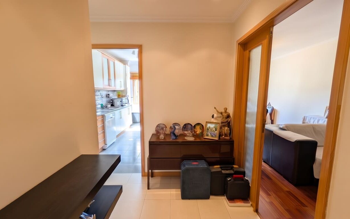 Apartamento T2 Mafamude Vila Nova de Gaia Porto GN/02507