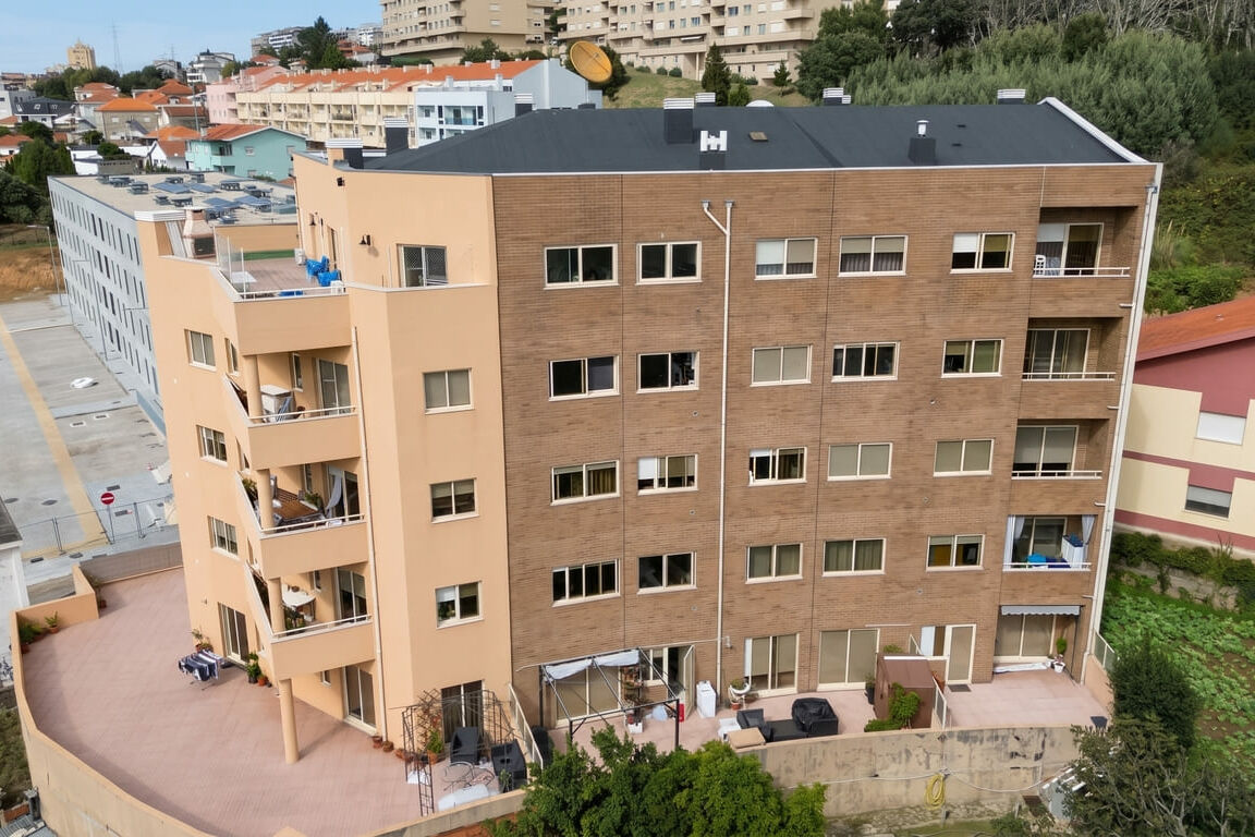 Apartamento T2 Mafamude Vila Nova de Gaia Porto GN/02507