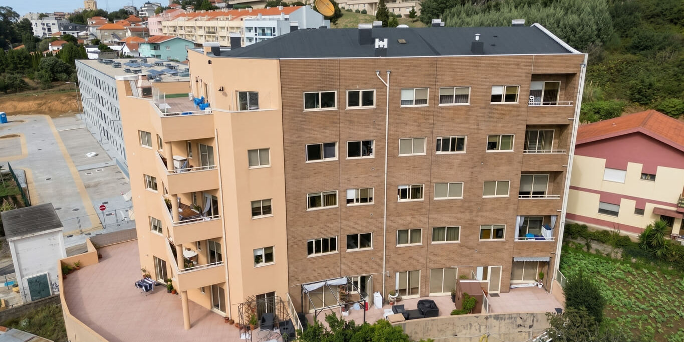 Apartamento T2 Mafamude Vila Nova de Gaia Porto GN/02507